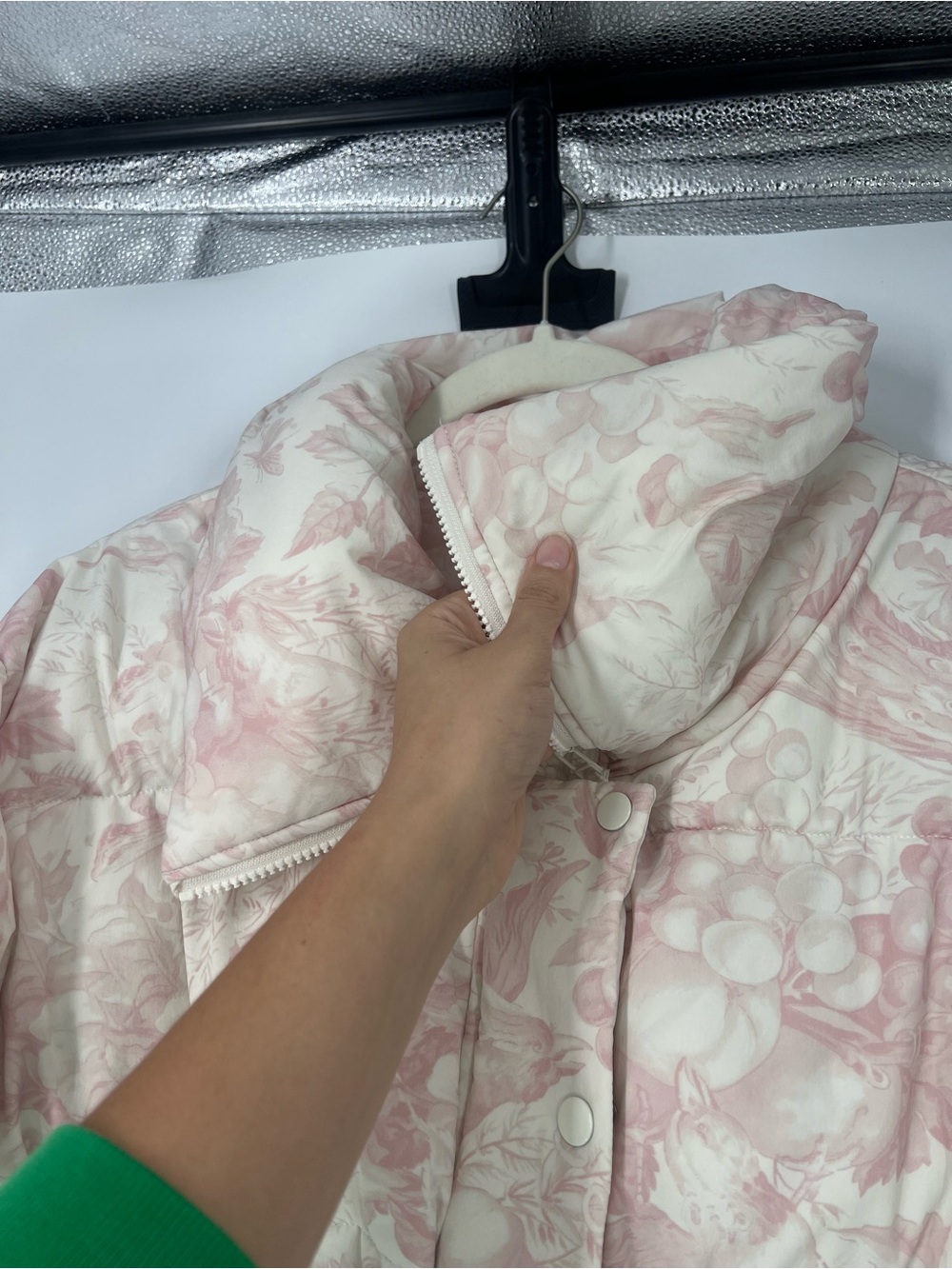 Selkie Pink White Floral Cropped Bow Sleeve Coquette Girly Puffer Jacket Large - Picture 6 of 9